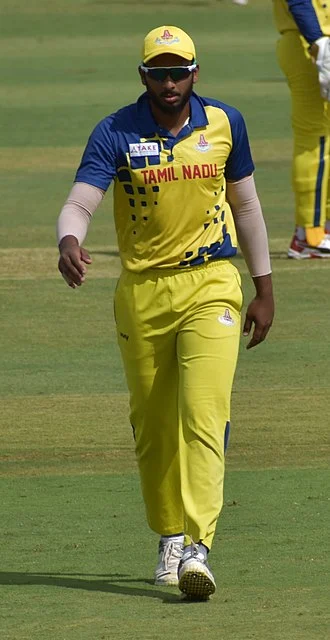 Shahrukh Khan (cricketer) height profile photo