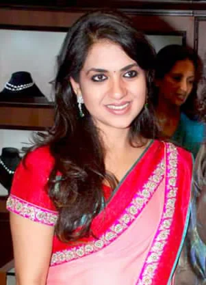 Shaina NC height profile photo