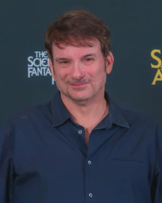 Shane Black height profile photo