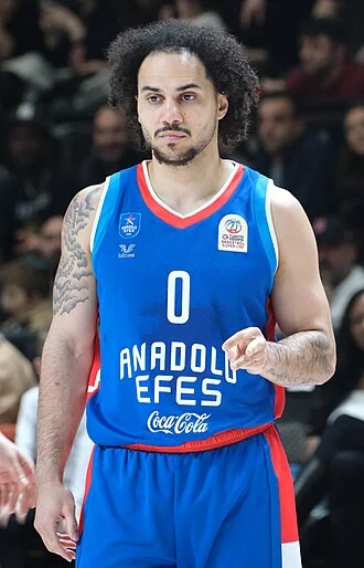 Shane Larkin height profile photo
