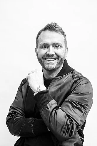 Shane McAnally height profile photo