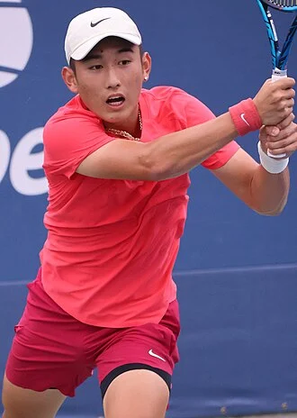 Shang Juncheng height profile photo