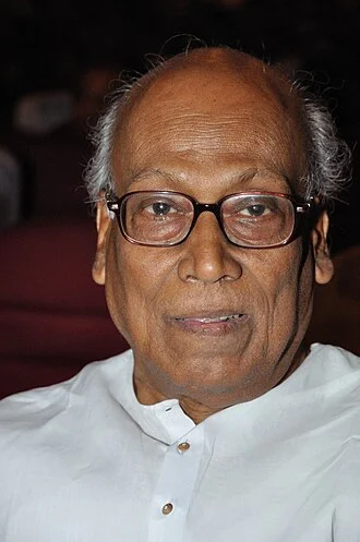 Shankha Ghosh height profile photo
