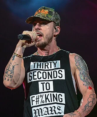 Shannon Leto height profile photo