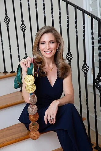 Shannon Miller height profile photo