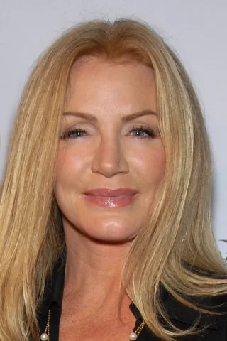 Shannon Tweed height profile photo