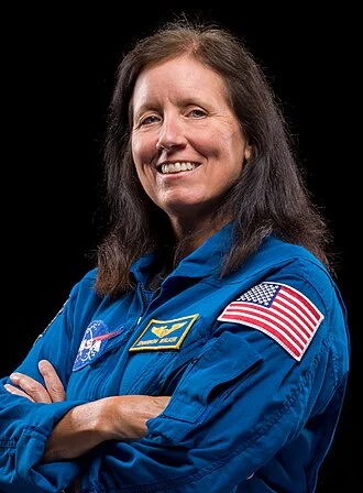 Shannon Walker height profile photo