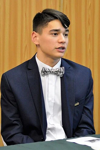 Shaolin Sándor Liu height profile photo