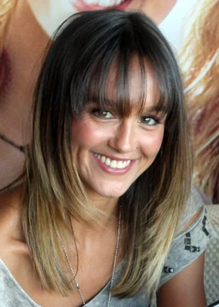 Sharni Vinson height profile photo