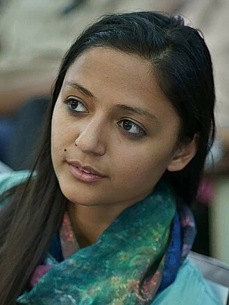 Shehla Rashid height profile photo