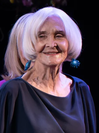 Sheila Hancock height profile photo
