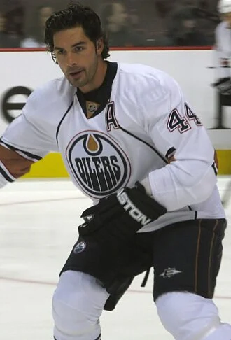 Sheldon Souray height profile photo