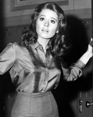 Sherry Jackson height profile photo