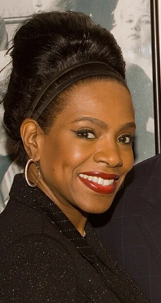 Sheryl Lee Ralph height profile photo