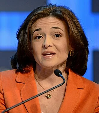 Sheryl Sandberg height profile photo
