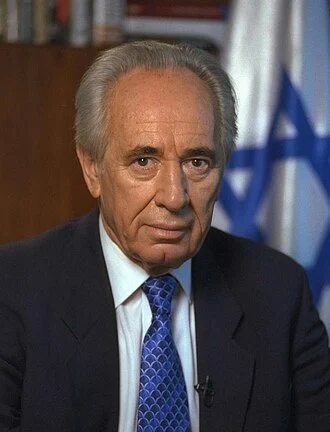 Shimon Peres height profile photo