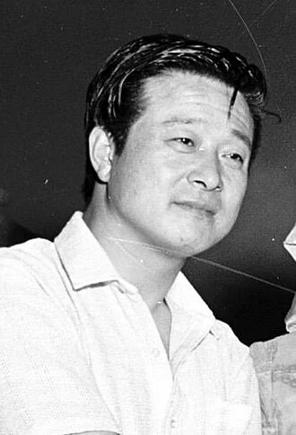 Shin Sang-ok height profile photo