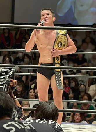 Shinya Aoki height profile photo