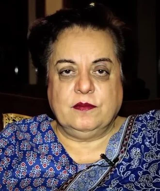 Shireen Mazari height profile photo