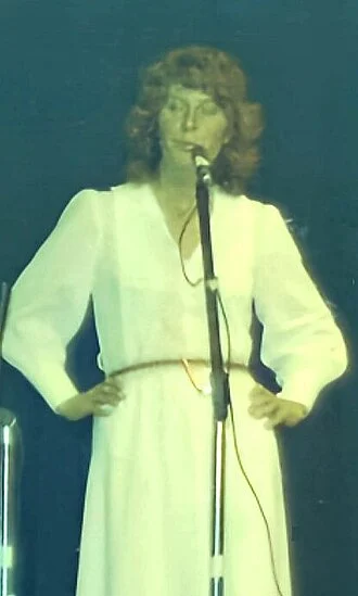 Shirley Collins height profile photo