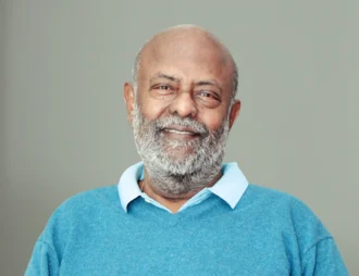 Shiv Nadar height profile photo