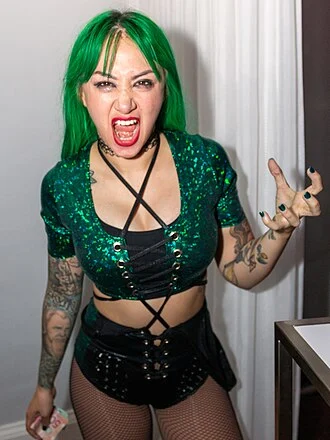 Shotzi Blackheart height profile photo
