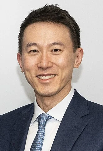 Shou Zi Chew height profile photo