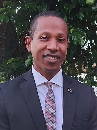 Shyne height profile photo