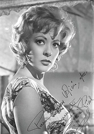 Silvia Pinal height profile photo