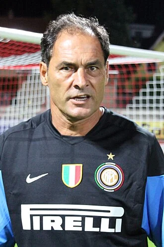 Silvino Louro height profile photo