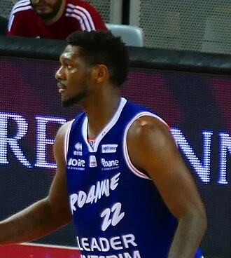 Silvio De Sousa height profile photo