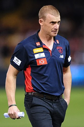 Simon Goodwin height profile photo