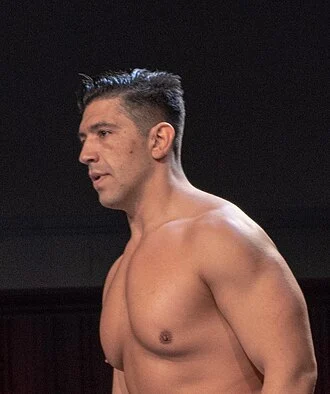 Simon Gotch height profile photo