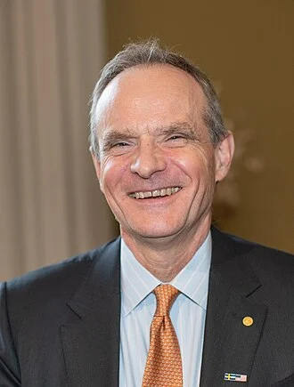 Simon Johnson (economist) height profile photo