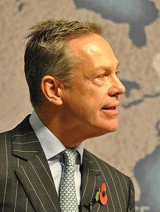 Simon Mann height profile photo