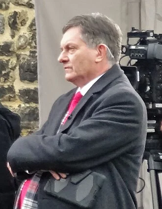 Simon McCoy height profile photo