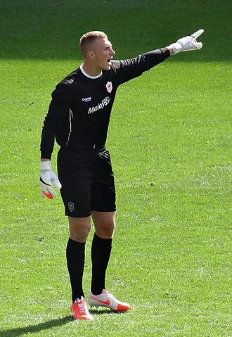 Simon Moore (footballer) height profile photo