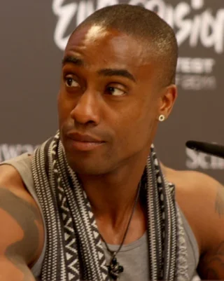 Simon Webbe height profile photo