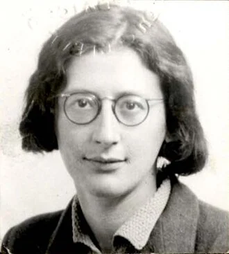 Simone Weil height profile photo