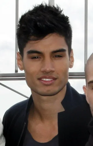 Siva Kaneswaran height profile photo
