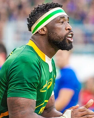 Siya Kolisi height profile photo