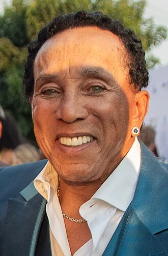 Smokey Robinson height profile photo