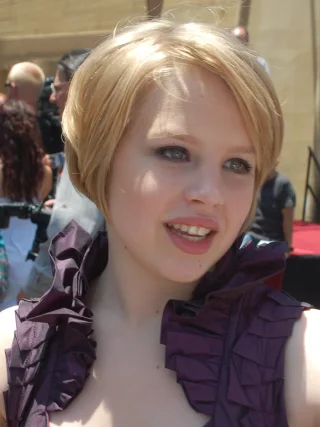 Sofia Vassilieva height profile photo