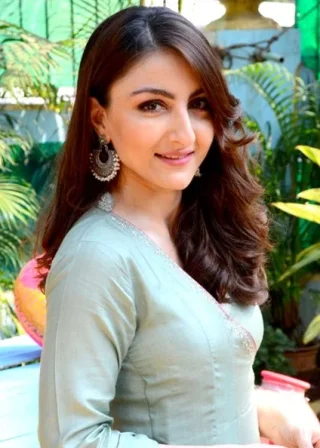 Soha Ali Khan height profile photo