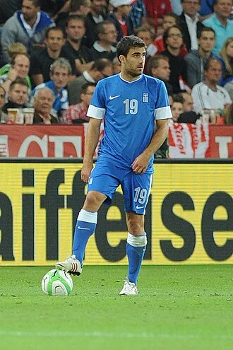 Sokratis Papastathopoulos height profile photo