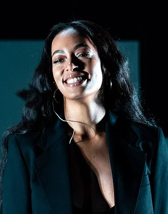 Solange Knowles height profile photo