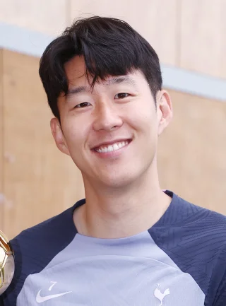 Son Heung-min height profile photo