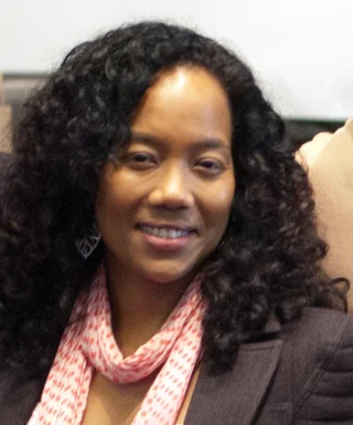Sonja Sohn height profile photo