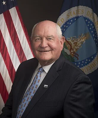 Sonny Perdue height profile photo