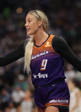 Sophie Cunningham height profile photo